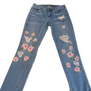 Venus Women’s Distressed Sz 6 Jeans Embroidered Flowers Light Wash Straight Leg